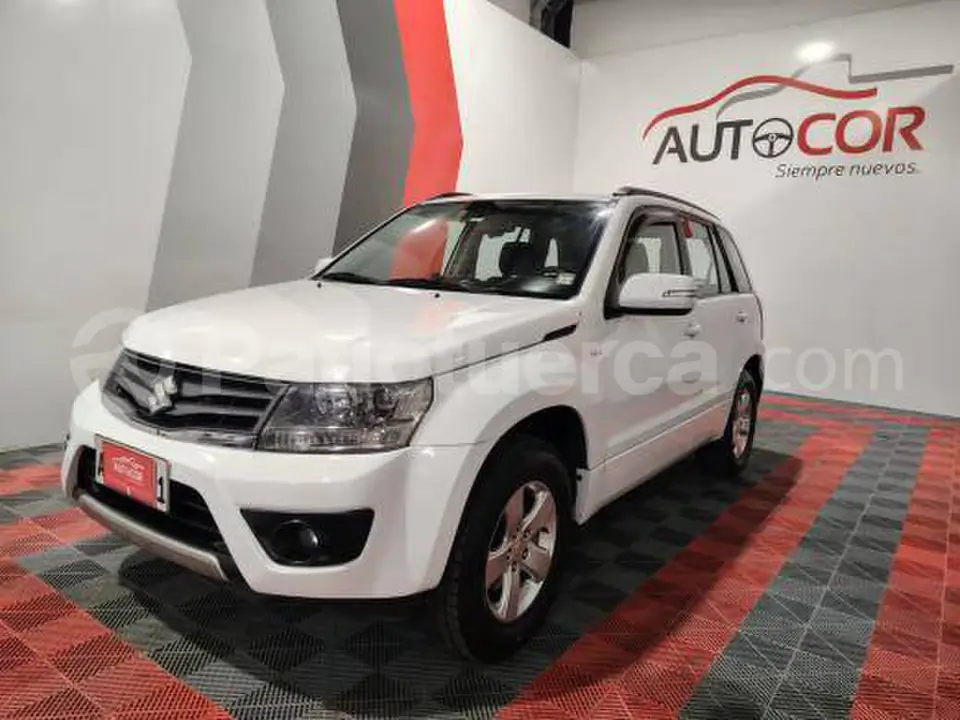 Foto 1 de Suzuki Grand Vitara SZ