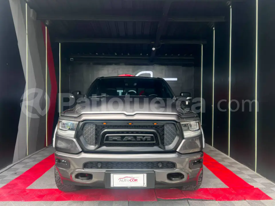 Foto 3 de Ram 1500 BIGHORN ETORQUE