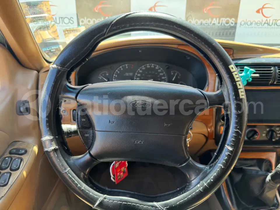 Foto 18 de Ford Explorer XLT