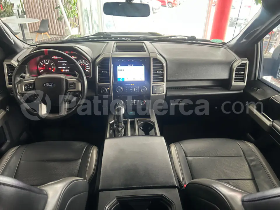 Foto 10 de Ford F150 Raptor AC