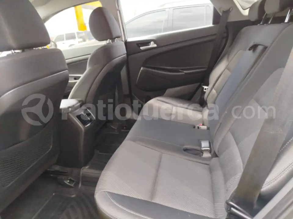 Foto 12 de Hyundai TUCSON TL