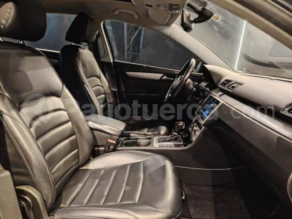 Foto 8 de Volkswagen Passat