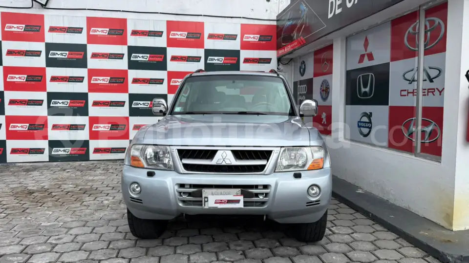 Foto 2 de Mitsubishi Montero 5P