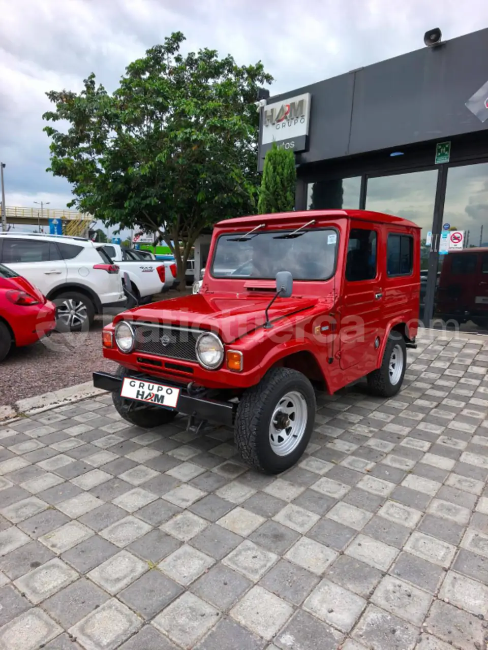 Foto 3 de Daihatsu LF 20 V