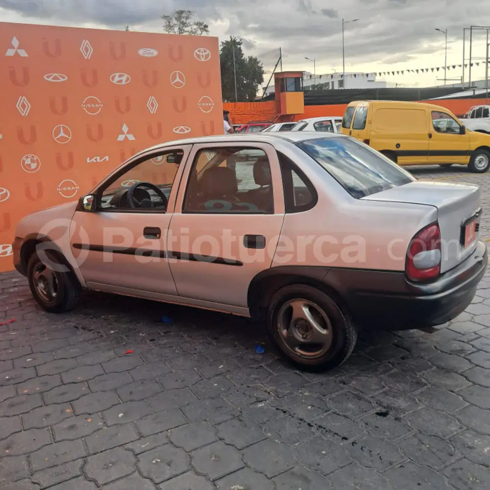 Foto 4 de Chevrolet Corsa