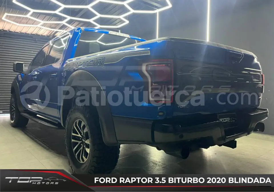 Foto 4 de Ford F150 Raptor AC