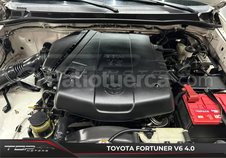 Foto 25 de Toyota Fortuner 4.0