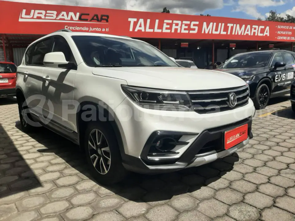 Foto 1 de DongFeng SX5