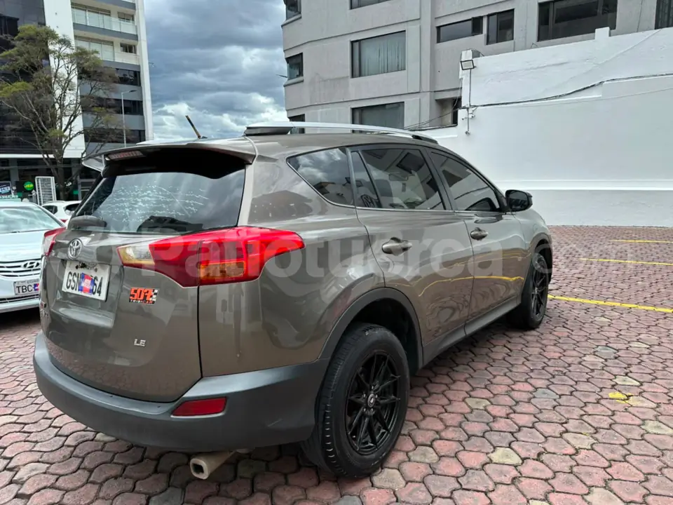 Foto 6 de Toyota RAV 4