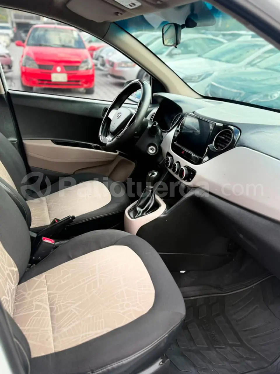 Foto 4 de Hyundai GRAN I10