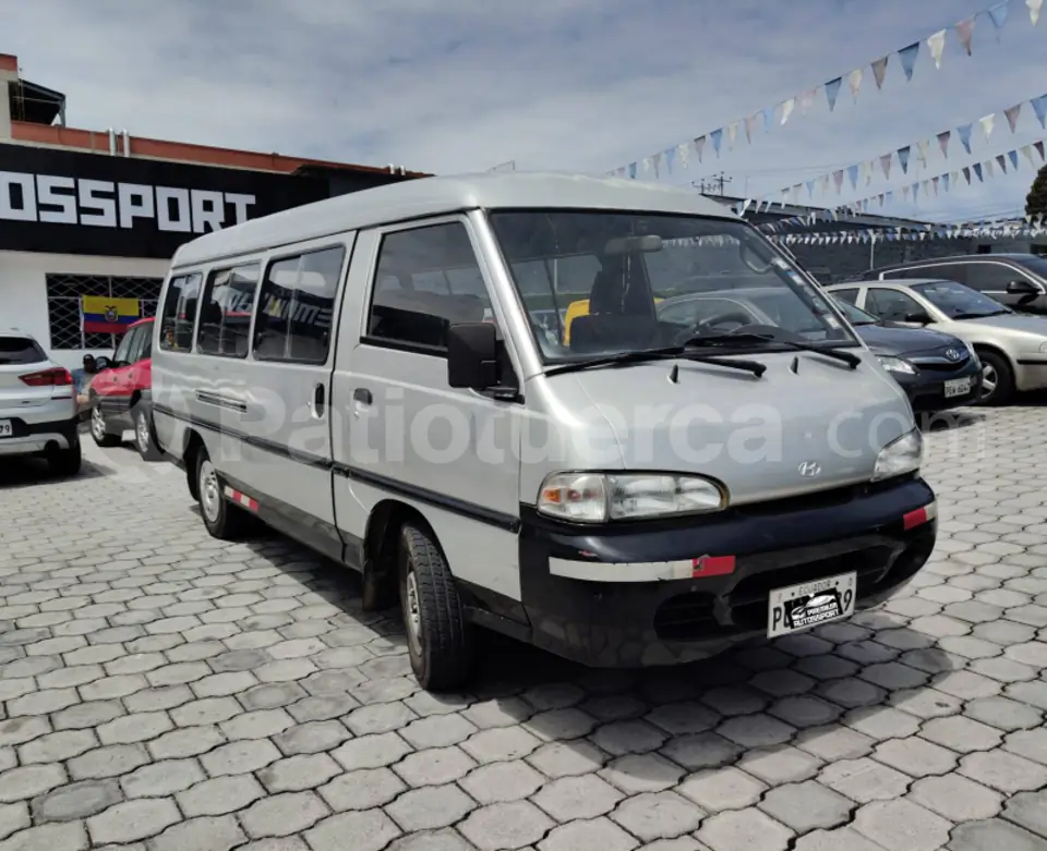 Foto 1 de Hyundai H100