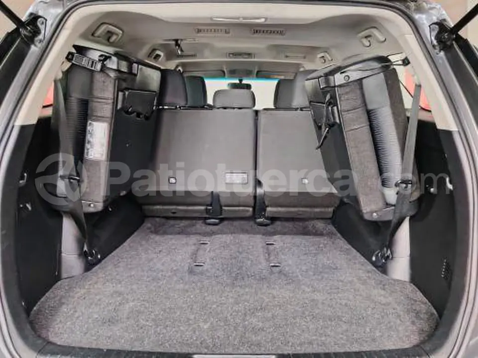 Foto 31 de Toyota Fortuner