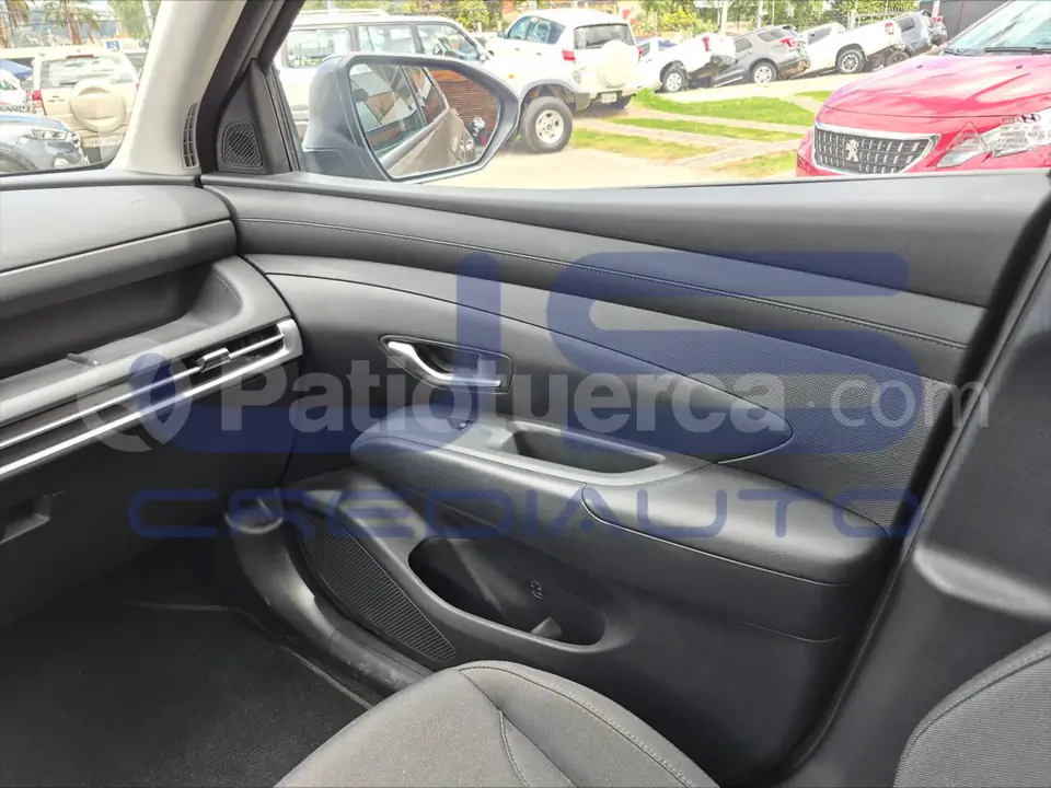 Foto 17 de Hyundai NX4K HLS