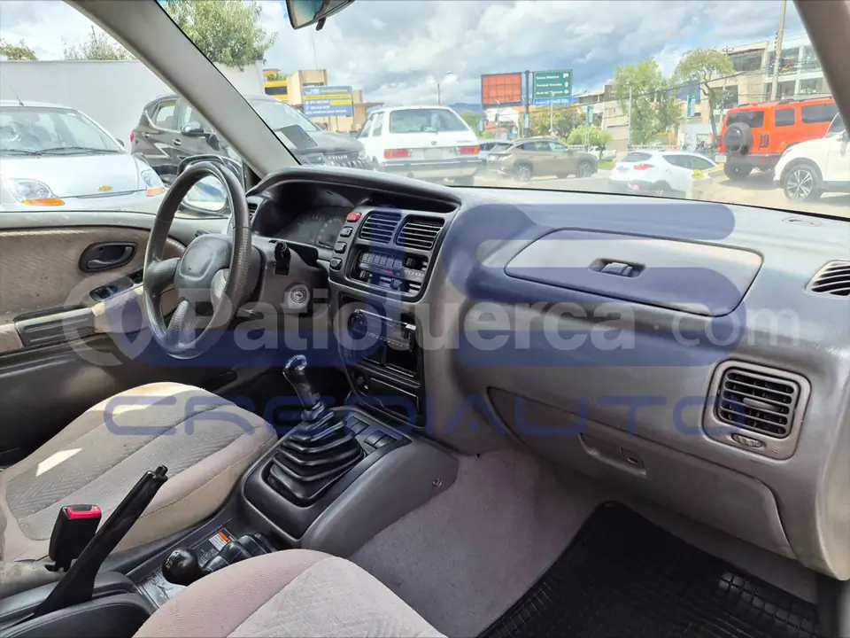 Foto 17 de Chevrolet Grand Vitara 5P 4X4