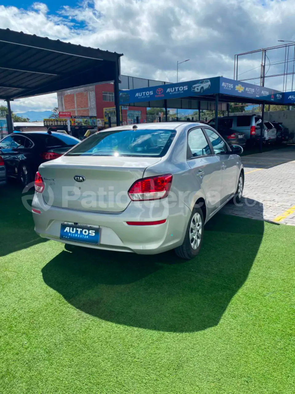 Foto 4 de Kia SOLUTO XCITE
