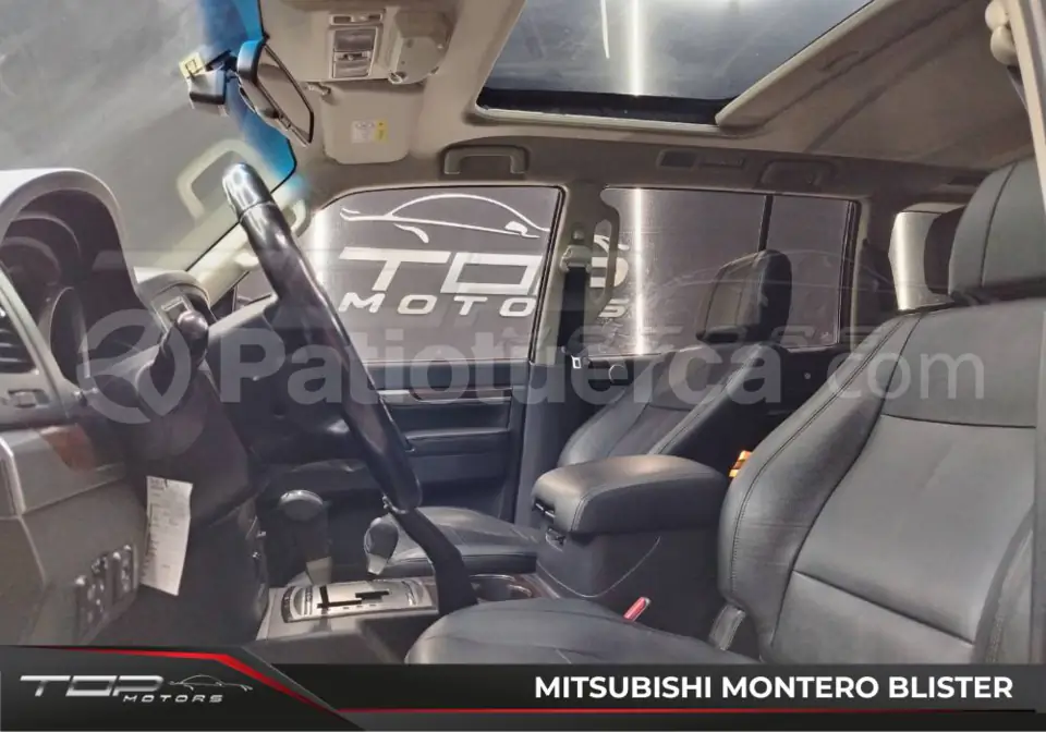 Foto 9 de Mitsubishi Montero Blister