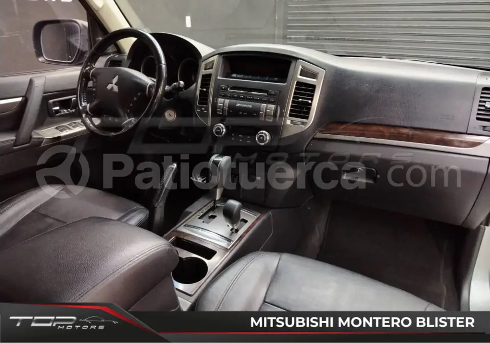 Foto 12 de Mitsubishi Montero Blister