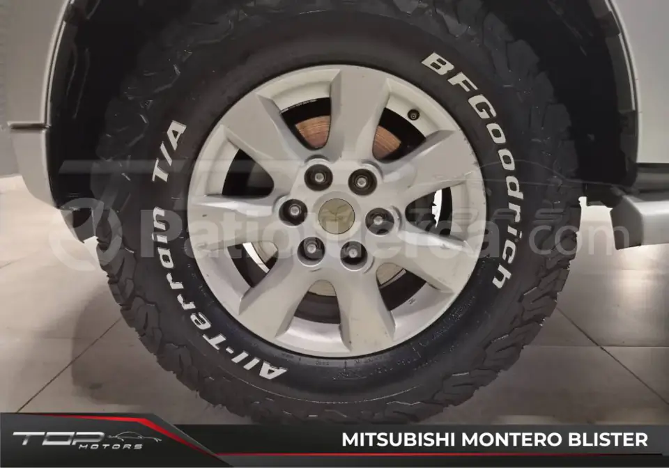 Foto 21 de Mitsubishi Montero Blister