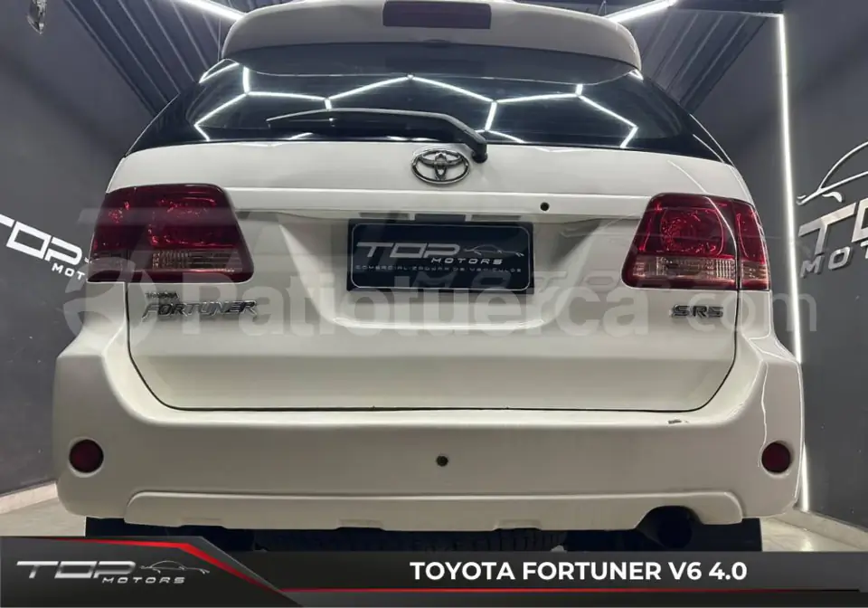 Foto 5 de Toyota Fortuner 4.0