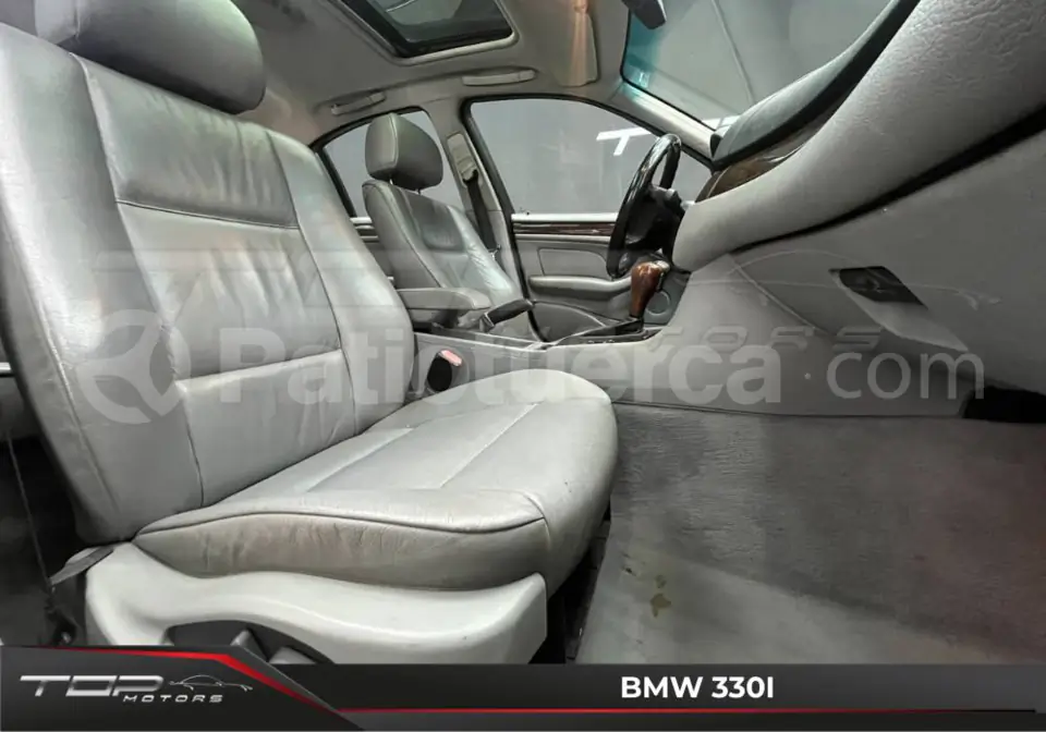 Foto 12 de BMW 330i