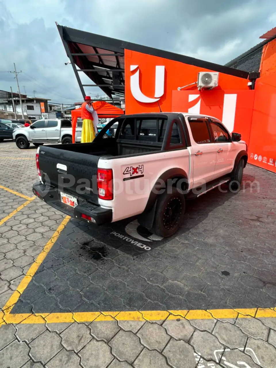Foto 5 de JAC T8 LUXURY