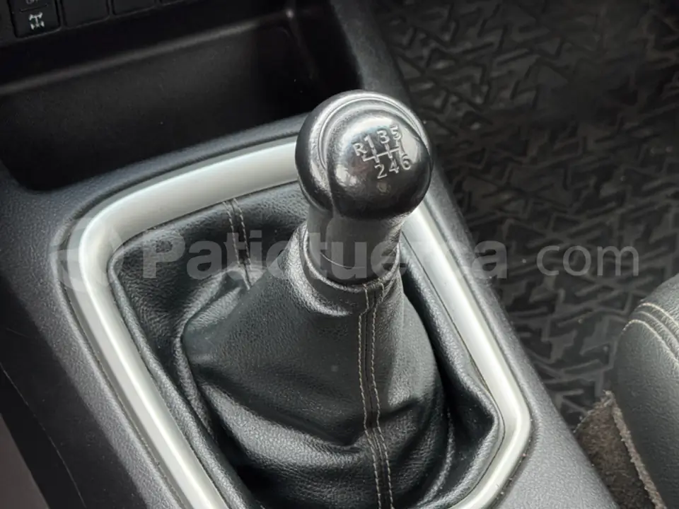 Foto 9 de Toyota Hilux CD 4x4 Diesel