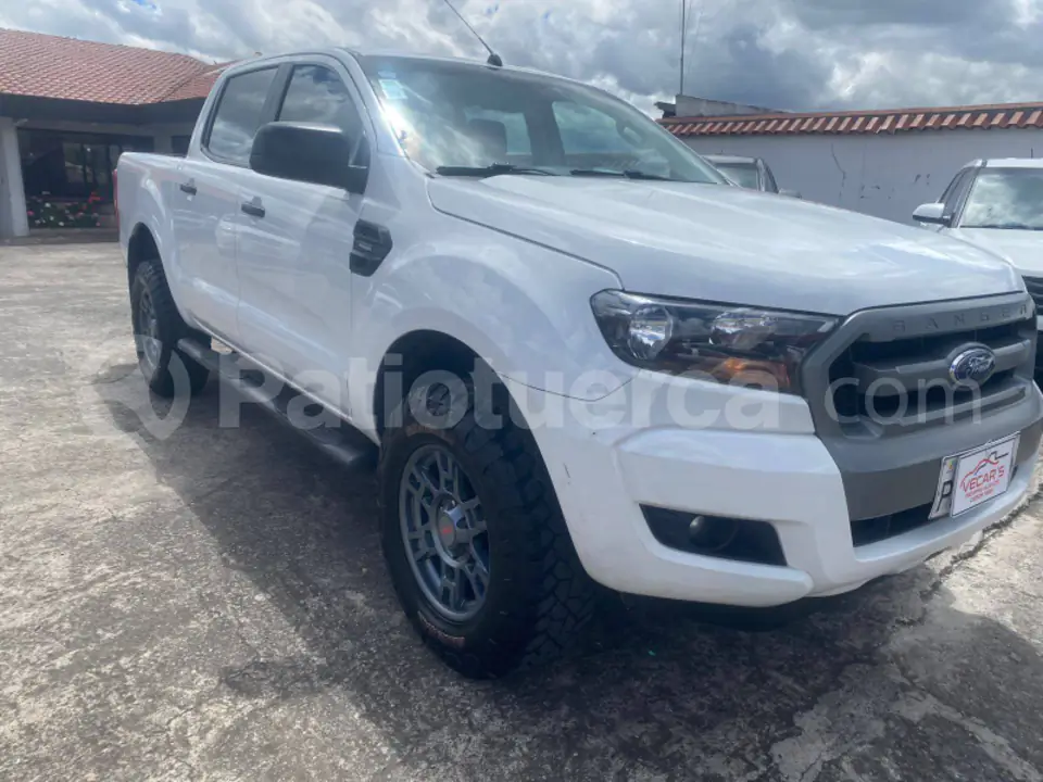 Foto 2 de Ford RANGER XLS