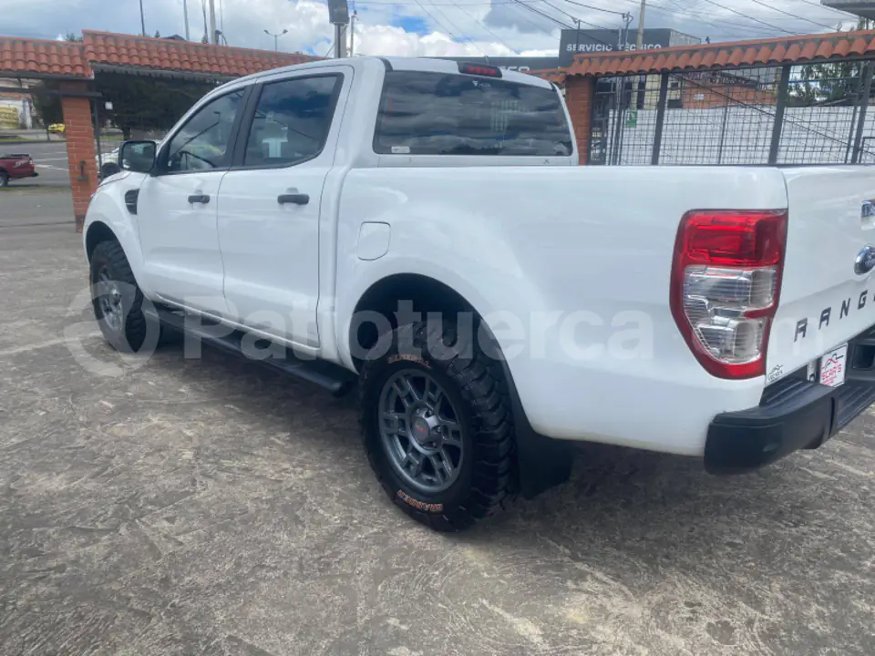 Foto 4 de Ford RANGER XLS