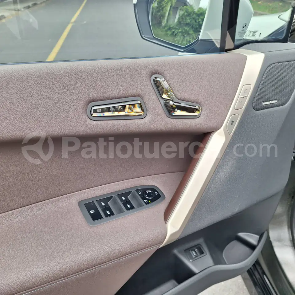 Foto 4 de BMW IX XDRIVE 40