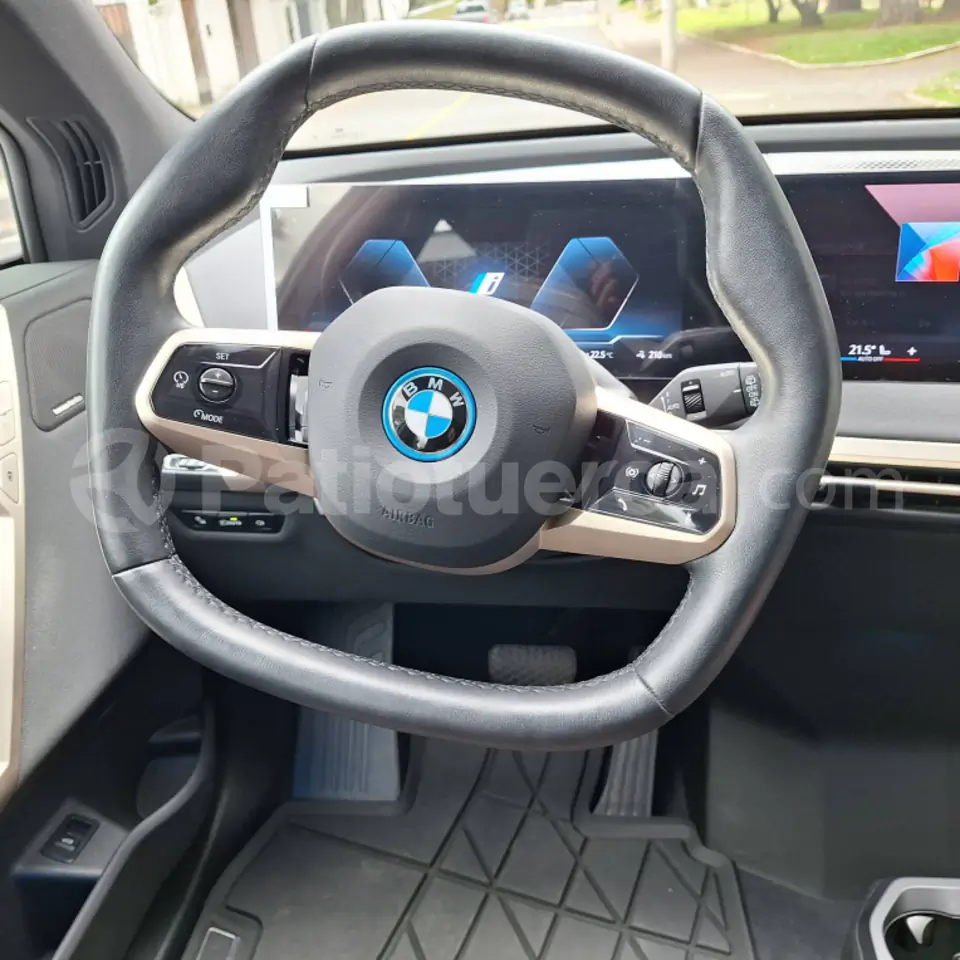 Foto 12 de BMW IX XDRIVE 40