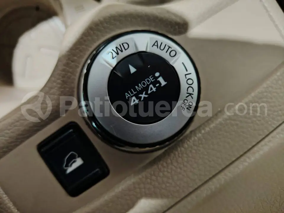 Foto 29 de Nissan XTRAIL EXCLUSIVE