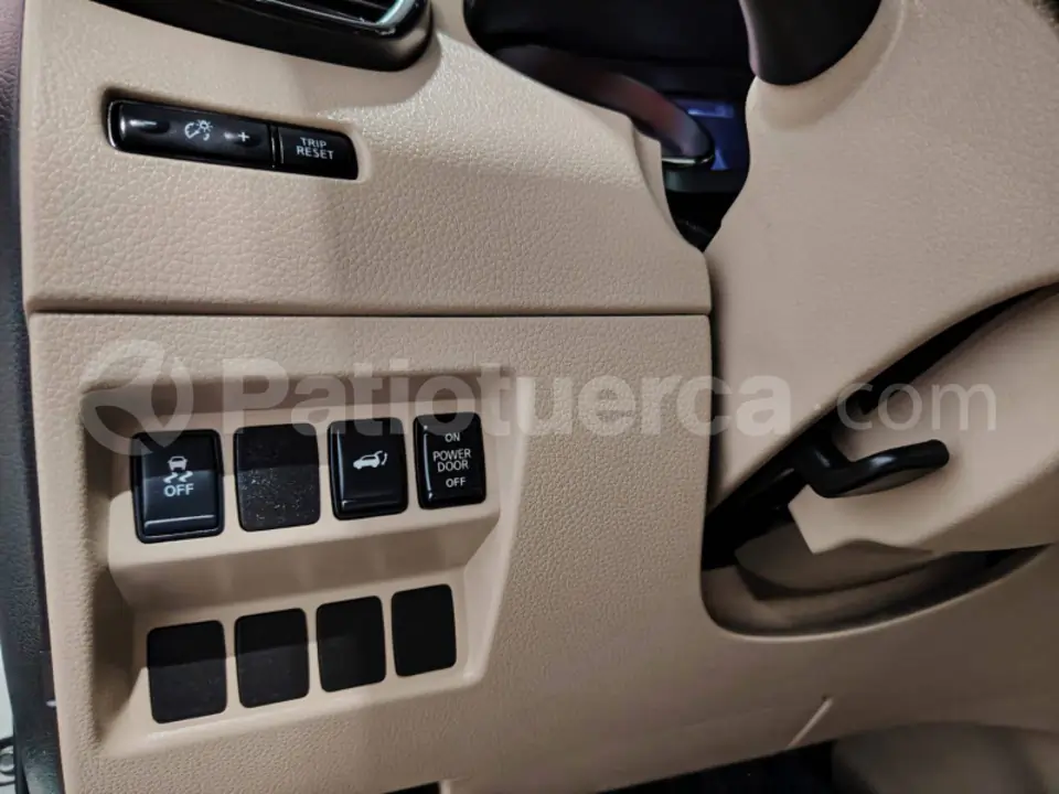 Foto 30 de Nissan XTRAIL EXCLUSIVE