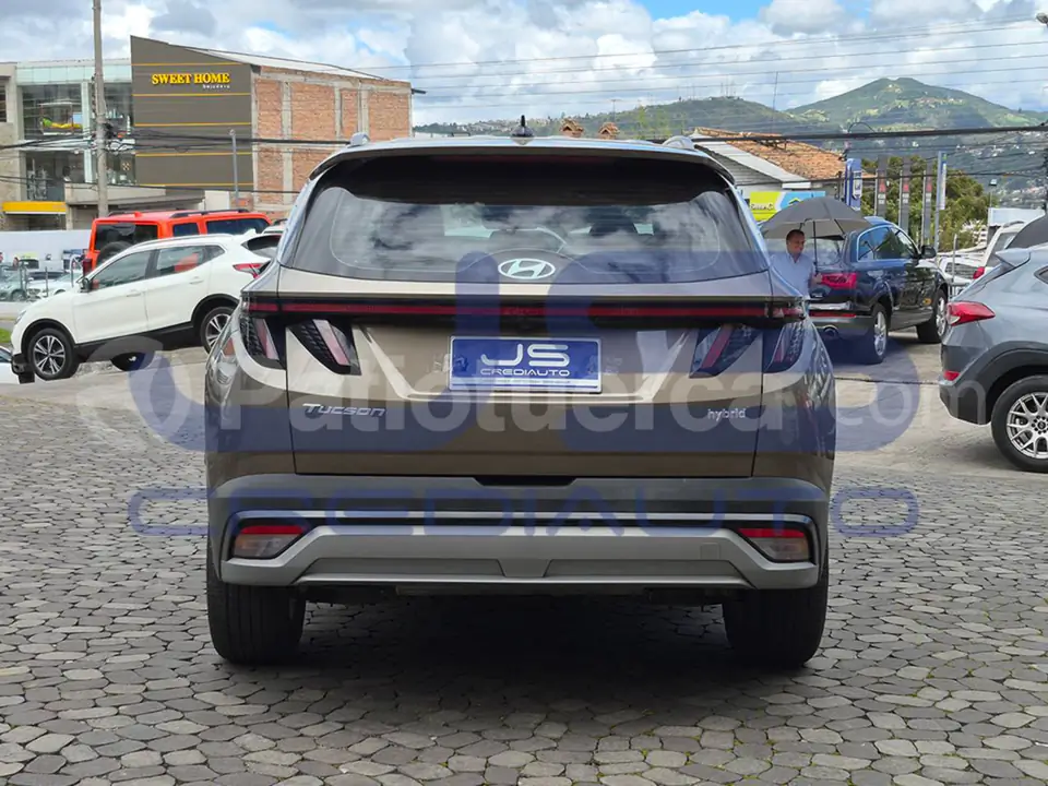 Foto 3 de Hyundai Tucson NX4K HLS