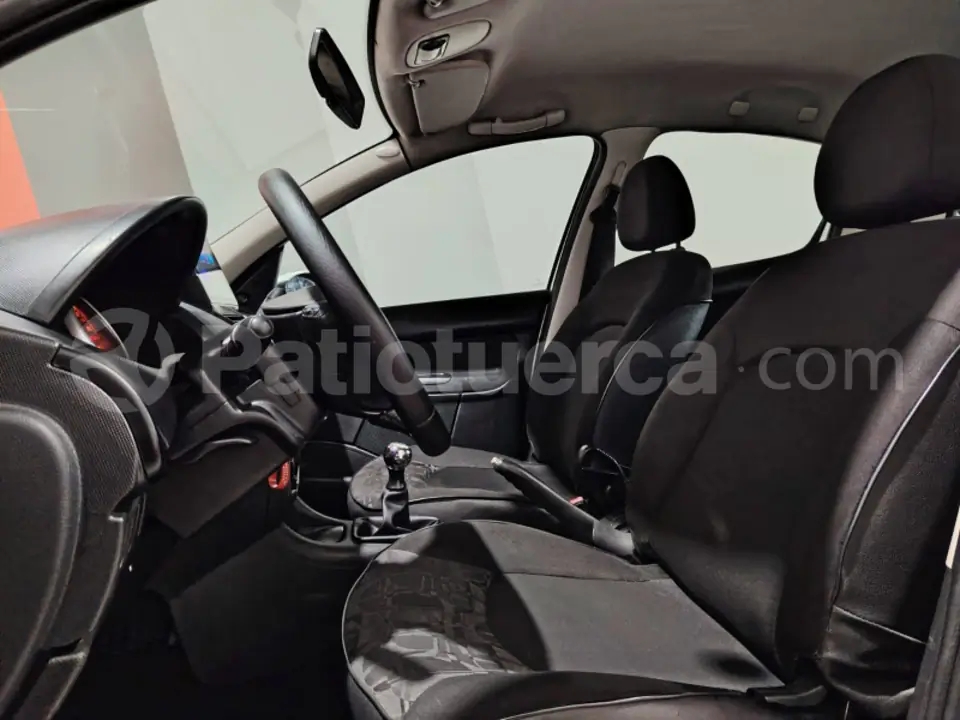 Foto 9 de Peugeot 207