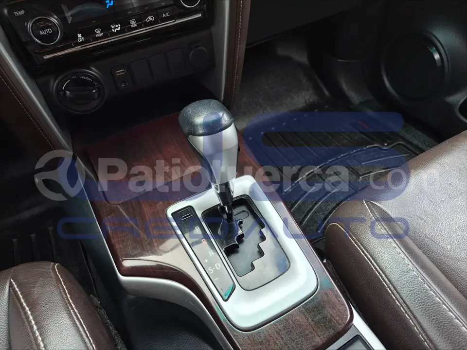 Foto 12 de Toyota Fortuner 4.0