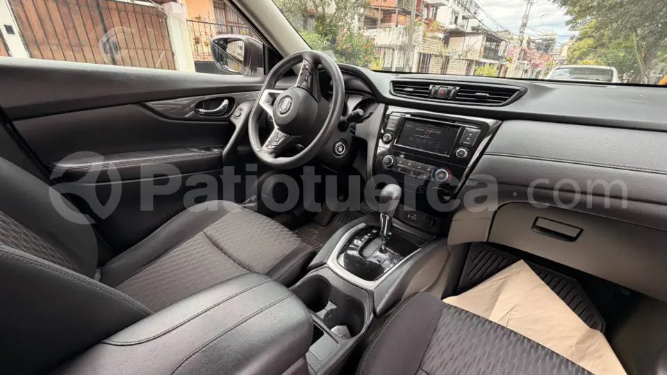 Foto 15 de Nissan X-Trail Sense 2 Row