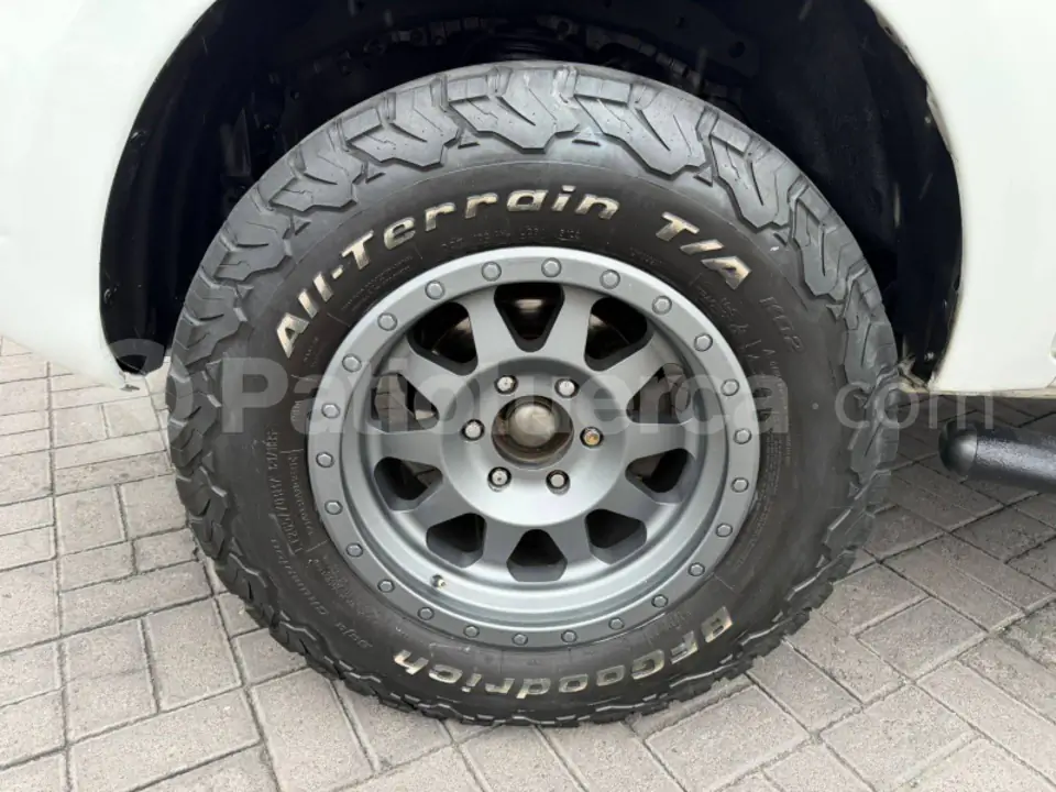 Foto 7 de Mitsubishi L200 GLX