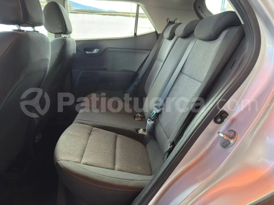 Foto 7 de Kia Stonic