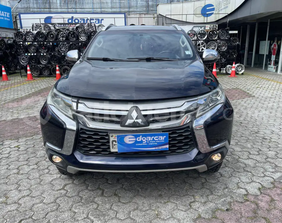 Foto 1 de Mitsubishi Montero Sport