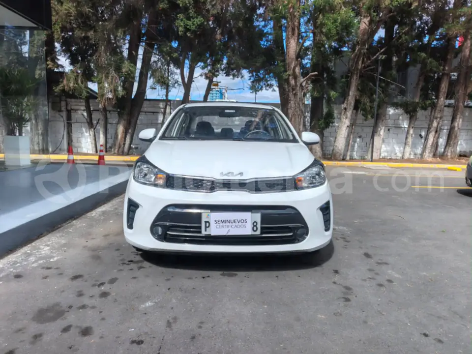 Foto 2 de Kia Soluto