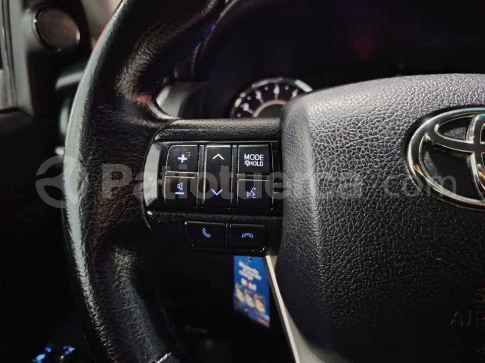 Foto 24 de Toyota New Fortuner