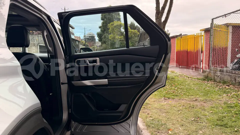 Foto 17 de Ford Explorer XLT