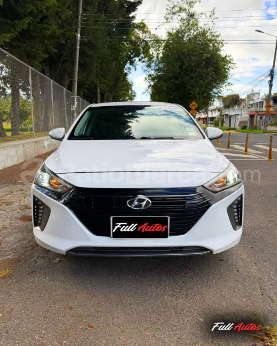 Foto 2 de Hyundai Ioniq Limited