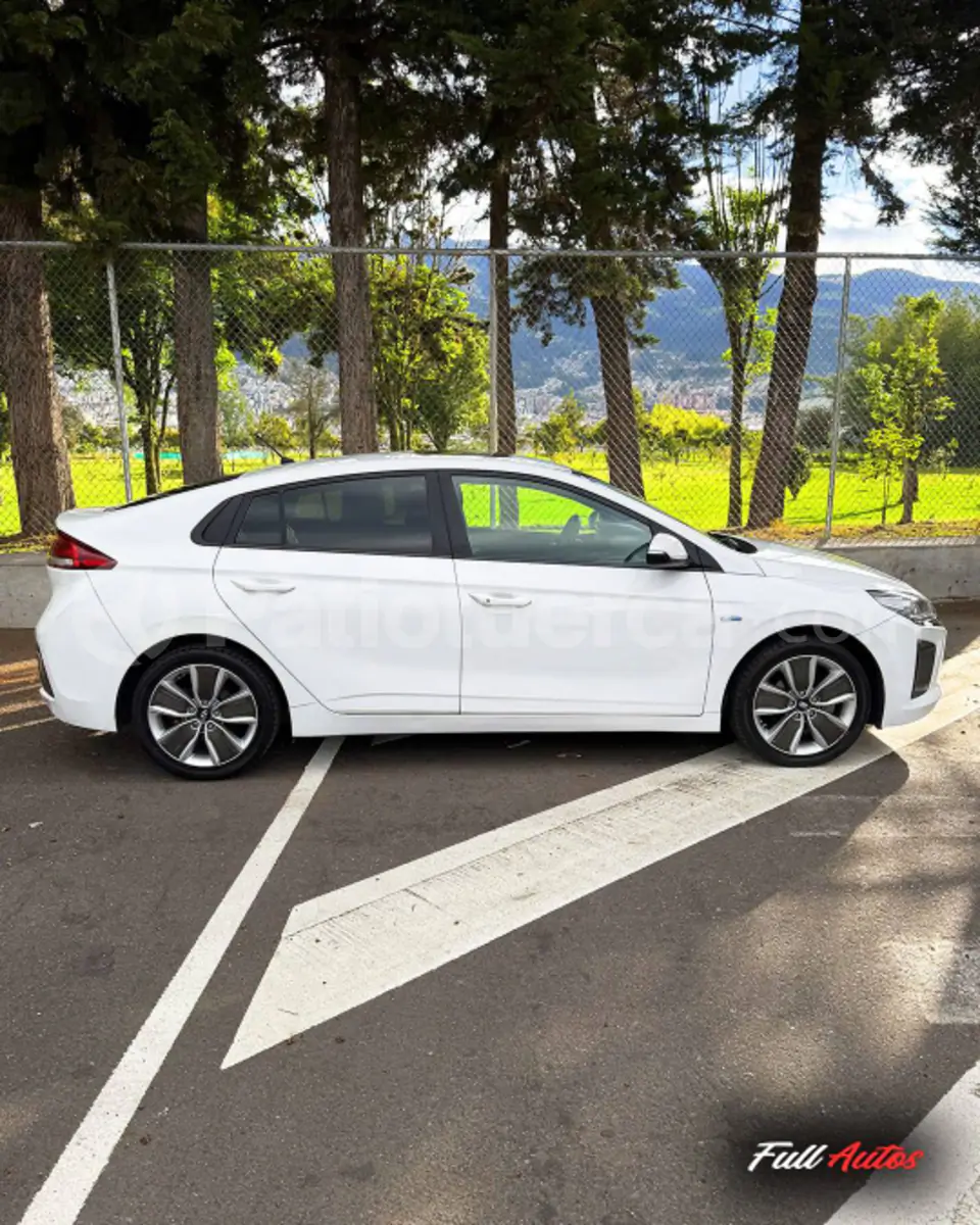 Foto 4 de Hyundai Ioniq Limited