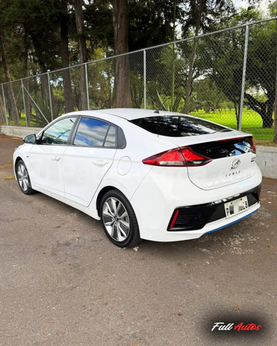 Foto 7 de Hyundai Ioniq Limited