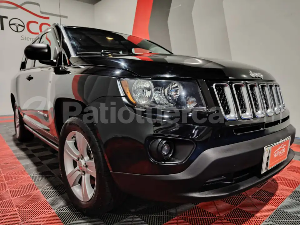 Foto 4 de Jeep Compass Sport