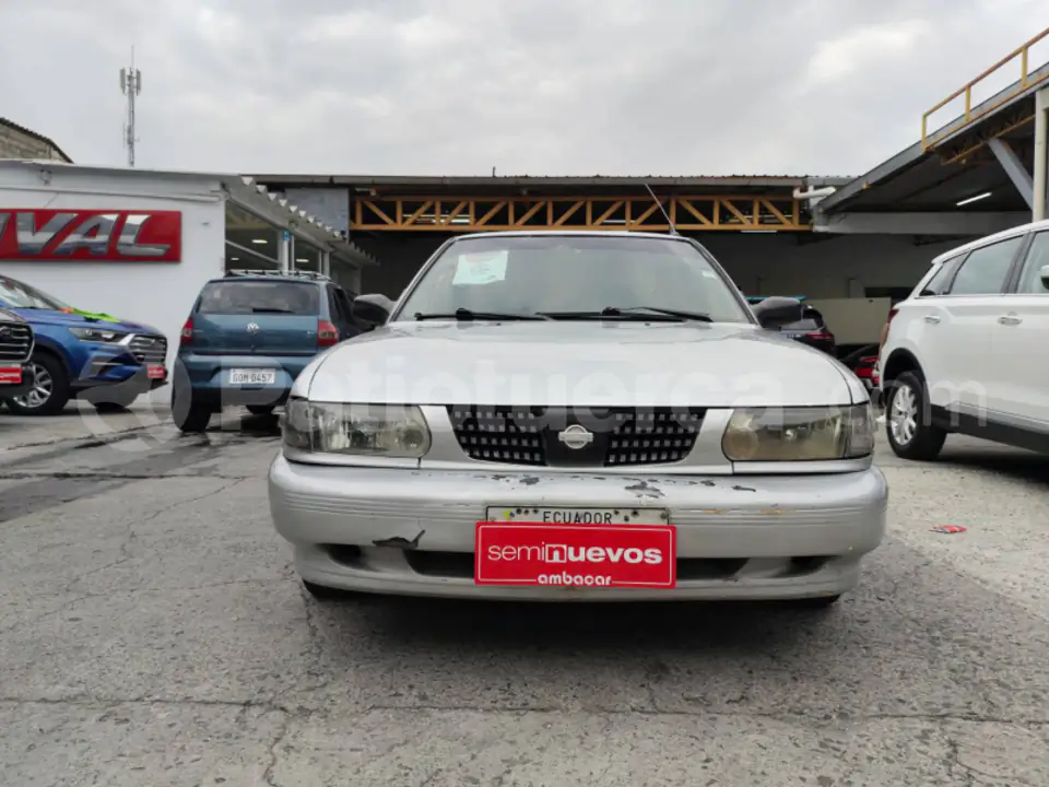 Foto 2 de Nissan Sentra