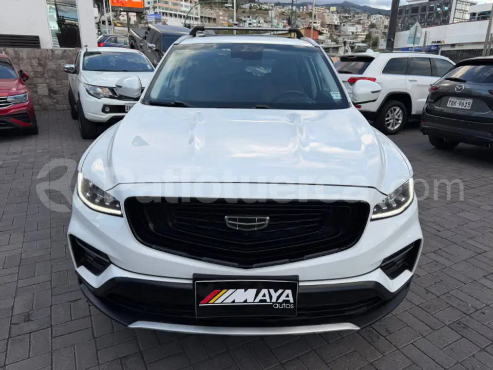Foto 2 de Geely Azkarra