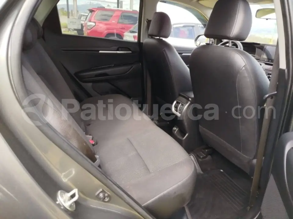 Foto 8 de Kia SONET LX STD