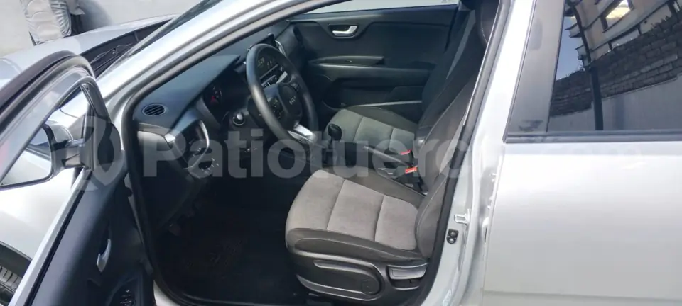 Foto 9 de Kia Stonic LX